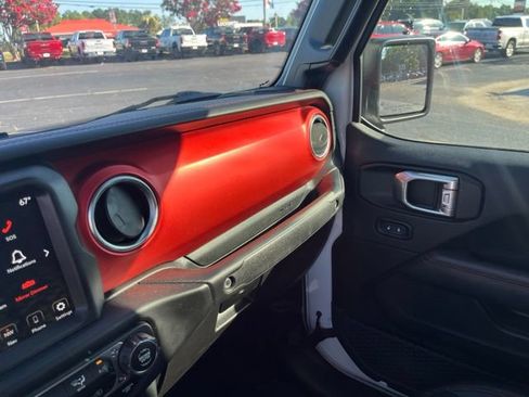 Used 2020 Jeep Gladiator Rubicon AWD/4WD image 26