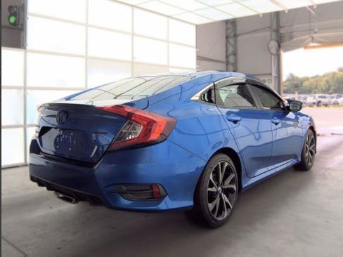 Used 2020 Honda Civic Sport image 2