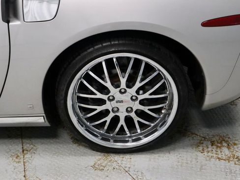 Used 2007 Chevrolet Corvette Coupe w/ Preferred Equipment Group RWD image 16