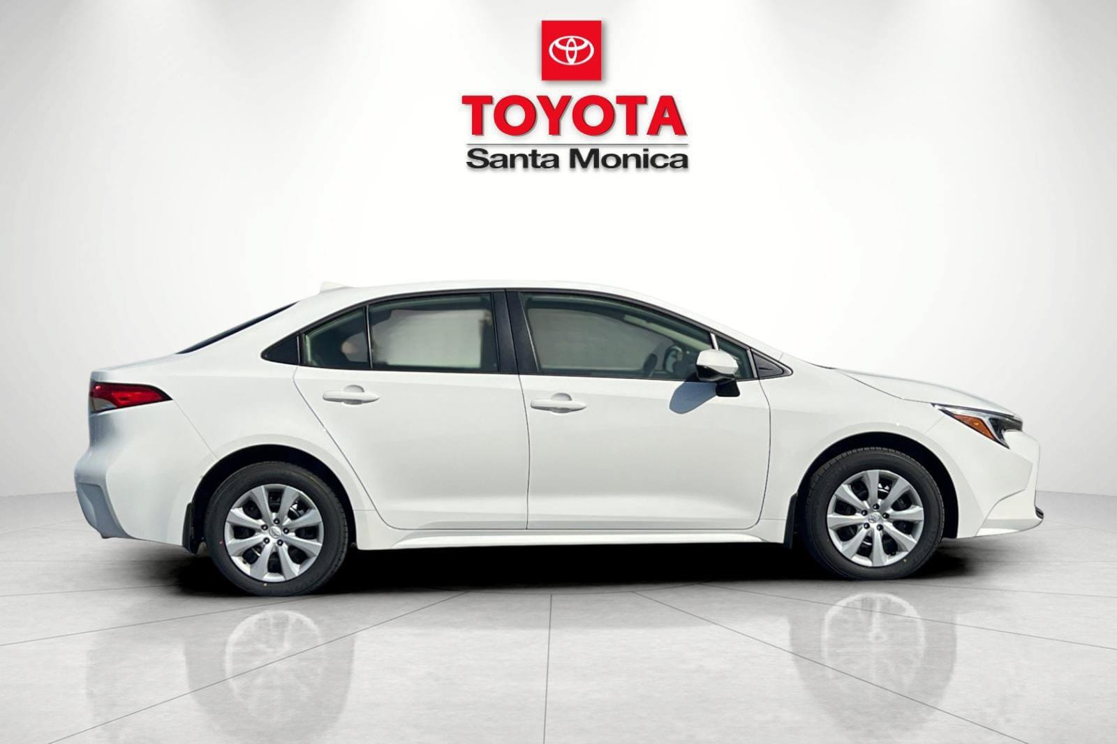 New 2027 Toyota Corolla LE FWD image 2