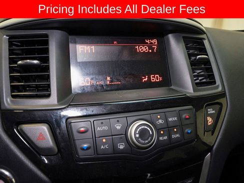 Used 2016 Nissan Pathfinder S FWD image 13