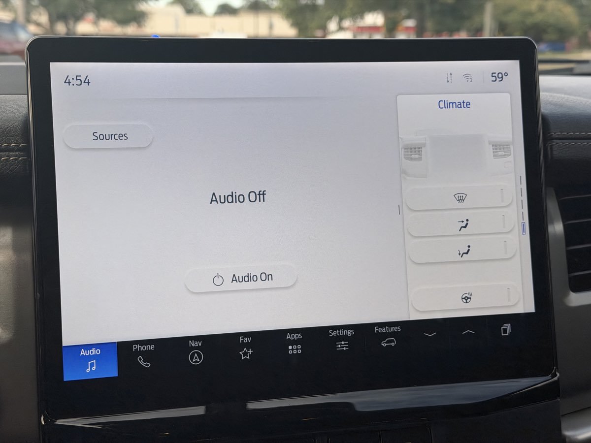 Used 2023 Ford Expedition XLT AWD/4WD image 23
