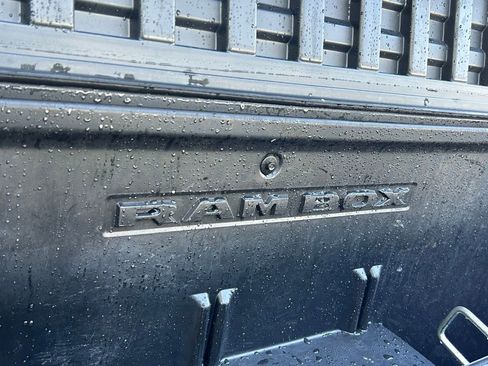 Certified 2022 RAM 1500 Limited image 42