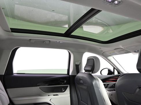 New 2026 Lincoln Nautilus Reserve image 17