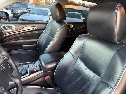 Used 2016 INFINITI QX60 3.5 Sport Utility 4D w/ Premium Plus Package image 8