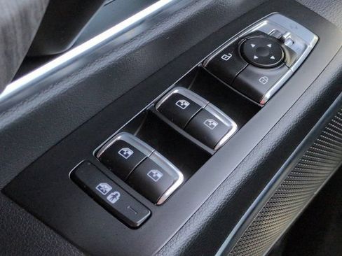 Used 2024 Kia Telluride SX w/ Towing Package FWD image 24