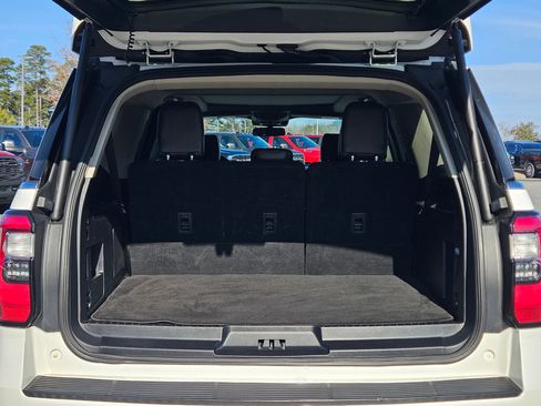 Used 2020 Ford Expedition Max Platinum image 29
