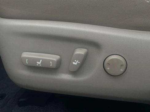 Used 2016 Toyota Prius V Five FWD image 54