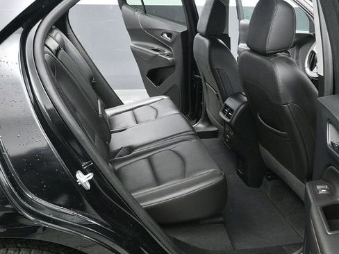 Used 2020 Chevrolet Equinox Premier image 12