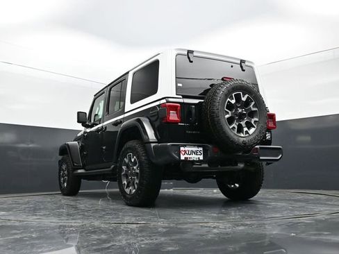New 2026 Jeep Wrangler Unlimited Sahara AWD/4WD image 42
