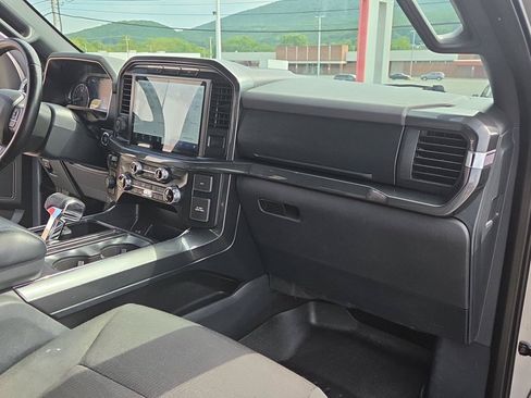 Used 2022 Ford F150 XLT w/ Equipment Group 302A High AWD/4WD image 18