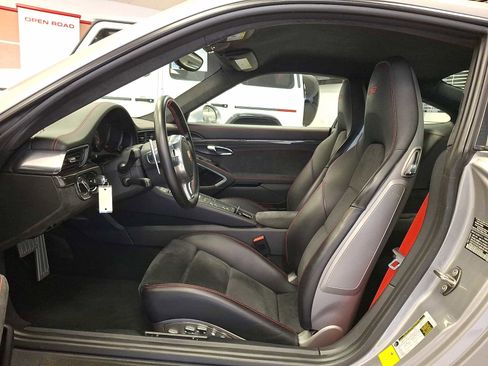 Used 2015 Porsche 911 GT3 RWD image 13