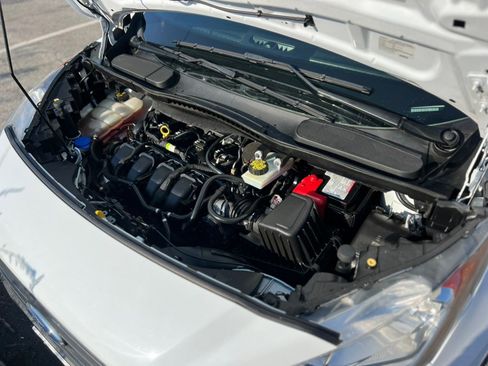 Used 2019 Ford Transit Connect XL image 39