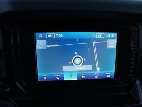 Used 2022 Ford Bronco Black Diamond image 5