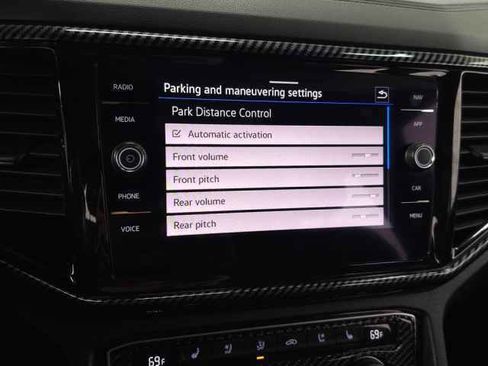 Used 2022 Volkswagen Atlas Cross Sport SEL Premium R-Line AWD/4WD image 28