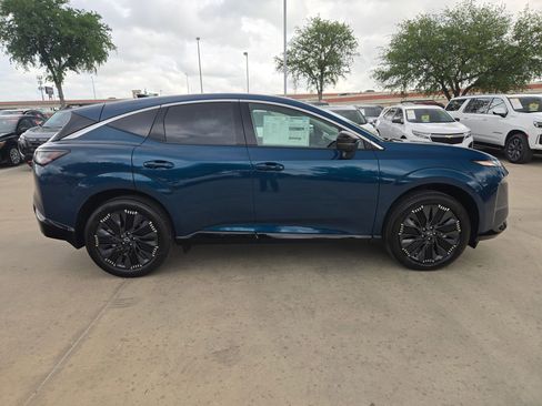 New 2026 Nissan Murano Platinum AWD/4WD image 2