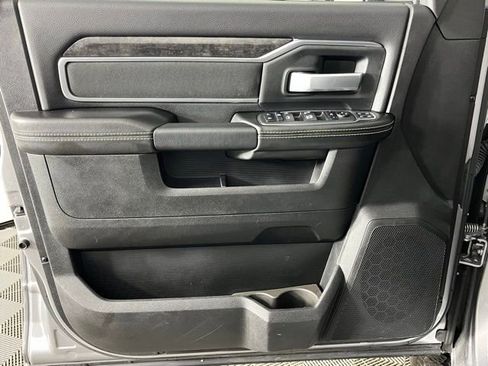 Used 2024 RAM 2500 Big Horn w/ Night Edition image 23