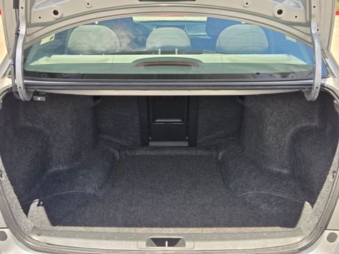Used 2012 Honda Accord LX image 24