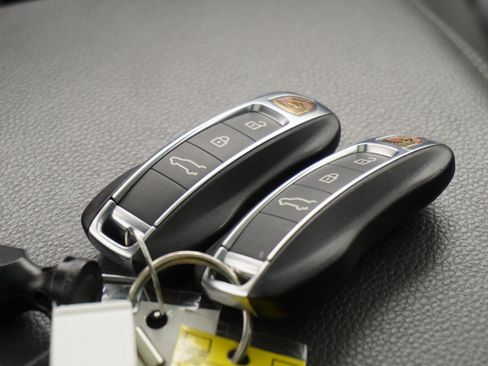 Used 2021 Porsche Cayenne E-Hybrid AWD/4WD image 22