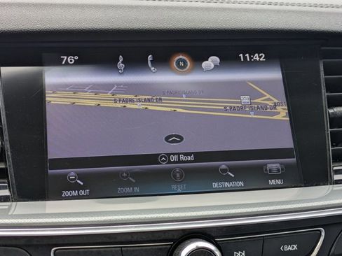 Used 2018 Buick Regal Preferred w/ Sights and Sounds Package FWD image 13