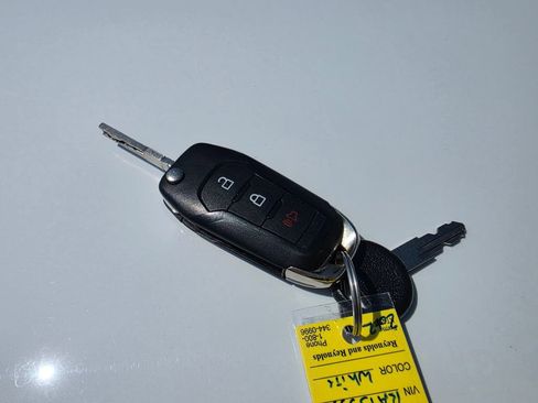 Used 2025 Ford Maverick XL w/ Equipment Group 101A AWD/4WD image 10