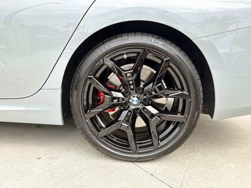 Used 2025 BMW 330i Sedan w/ M Sport Package RWD image 10