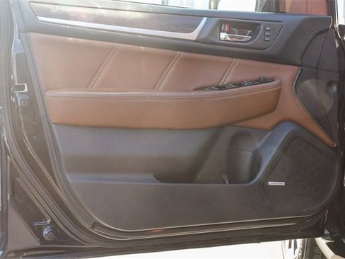 Used 2019 Subaru Outback 2.5i Touring w/ Popular Package #3A image 21