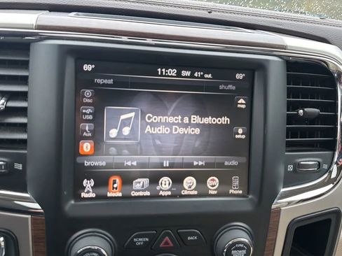 Used 2017 RAM 1500 Laramie w/ Convenience Group image 20