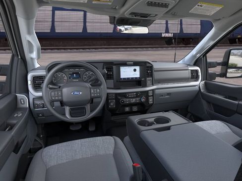 New 2026 Ford F250 XLT AWD/4WD image 10