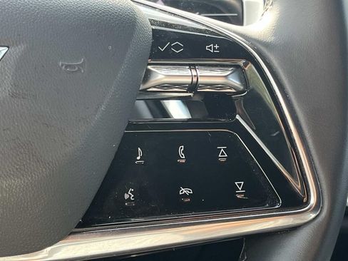 Used 2024 Cadillac Lyriq Tech RWD image 38