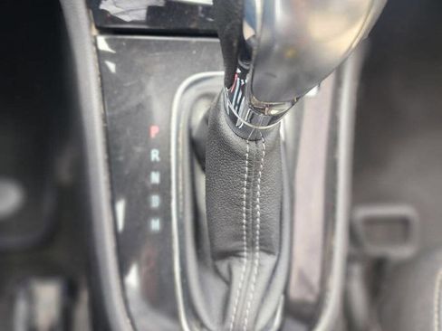 Used 2021 Buick Encore Preferred w/ Safety Package image 19