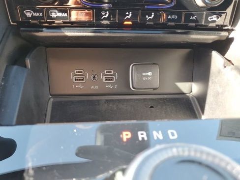 Used 2024 Jeep Grand Cherokee L Altitude image 31