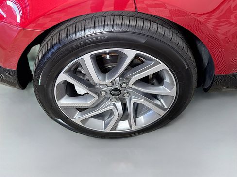 Used 2022 Land Rover Range Rover Sport HSE Silver Edition image 33