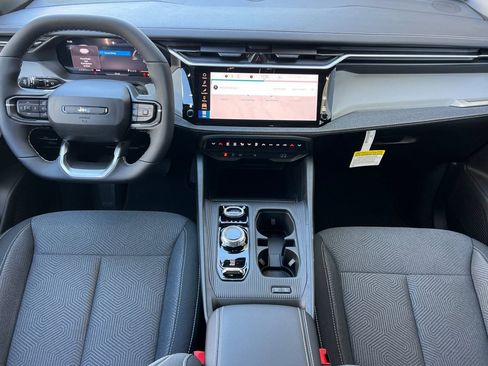 New 2026 Jeep Cherokee Laredo AWD/4WD image 13