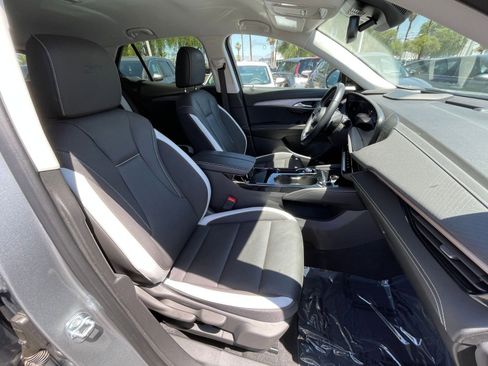 Used 2024 Buick Envision Sport Touring image 21