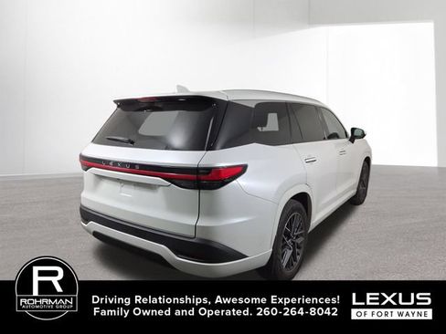 Used 2024 Lexus TX 350 AWD w/ Captains Chair Package image 7