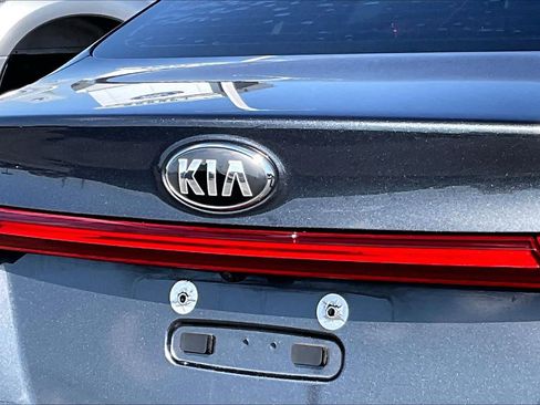 Used 2019 Kia Forte LXS FWD image 27