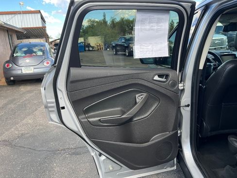 Used 2015 Ford Escape Titanium w/ Equipment Group 301A FWD image 31