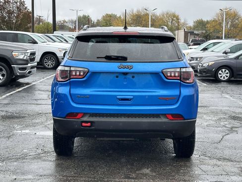 Used 2022 Jeep Compass Trailhawk image 5