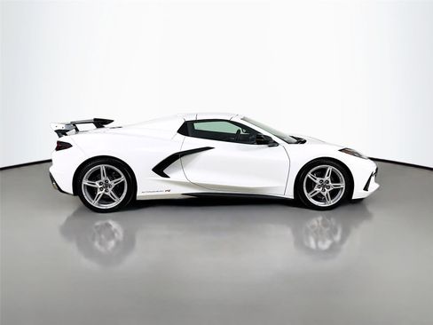 Used 2021 Chevrolet Corvette Stingray Preferred Conv w/ Battery Protection Package image 9