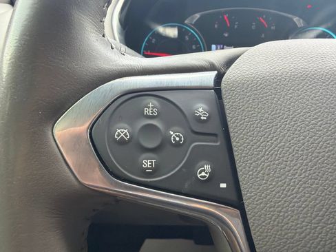 Used 2019 Chevrolet Traverse Premier w/ Driver Confidence II Package FWD image 9