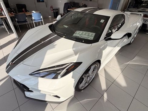 Used 2020 Chevrolet Corvette Stingray Preferred Cpe w/ 2LT Preferred Equipment Group image 4