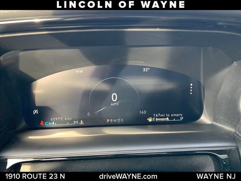 Certified 2021 Lincoln Nautilus Reserve image 16