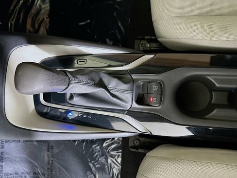 Used 2022 Toyota Corolla LE image 21