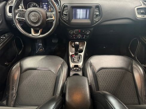 Used 2019 Jeep Compass Latitude AWD/4WD image 14