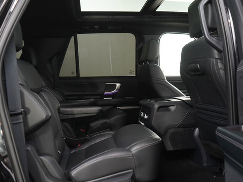 Used 2025 Ford Expedition Max Platinum w/ Stealth Performance Package AWD/4WD image 13
