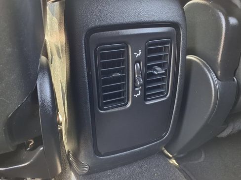 Certified 2025 Dodge Durango GT AWD/4WD image 21
