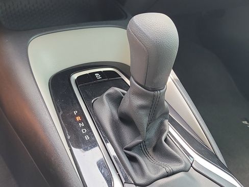 Used 2025 Toyota Corolla LE FWD image 25