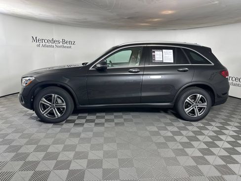 Certified 2022 Mercedes-Benz GLC 300 w/ Premium Package Lite image 4