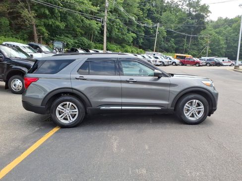 Certified 2023 Ford Explorer XLT AWD/4WD image 9